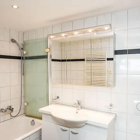 Apartment Chesa Enania By Interhome
